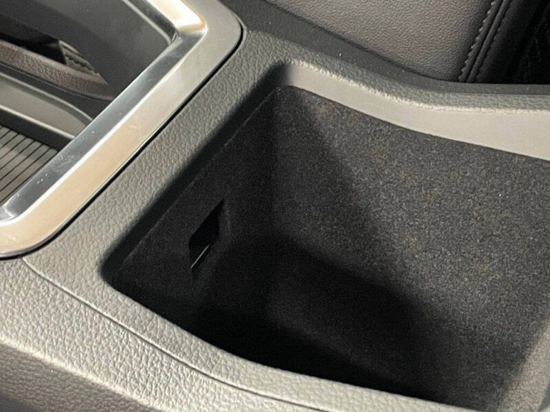 2021 Audi e-tron quattro Premium