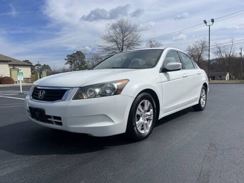 2010 Honda Accord for sale at Automobile Gurus LLC in Knoxville TN