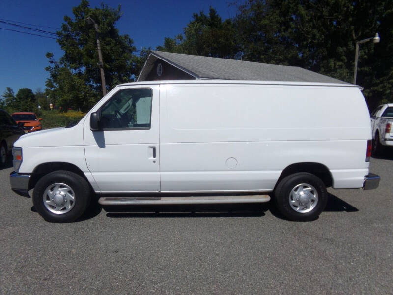 2012 Ford E-Series for sale at Trade Zone Auto Sales in Hampton NJ