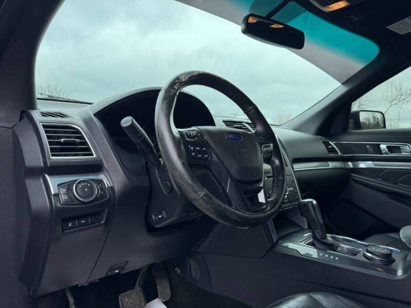 2016 Ford Explorer Sport