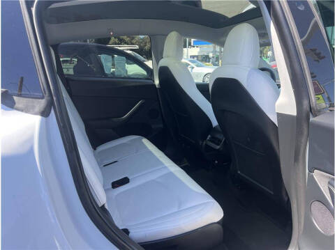 2022 Tesla Model Y Long Range