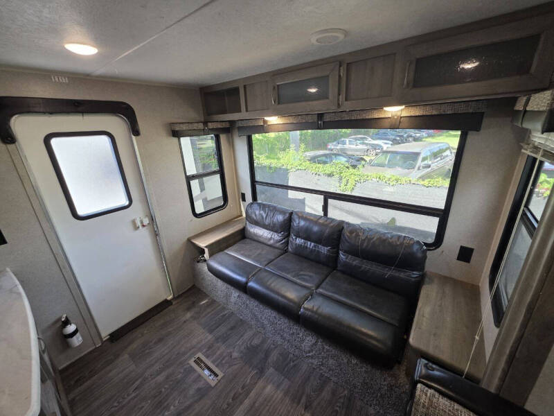 2019 Forest River Puma