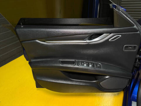 2017 Maserati Ghibli