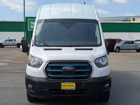 2022 Ford E-Transit 350