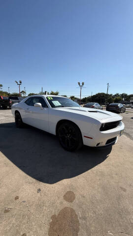 2021 Dodge Challenger SXT