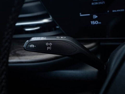 2025 Audi Q5 quattro Prestige TFSI