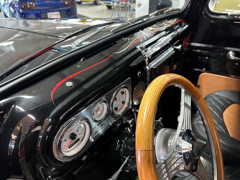 1949 Ford F-3
