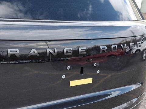 2025 Land Rover Range Rover P530 SE LWB