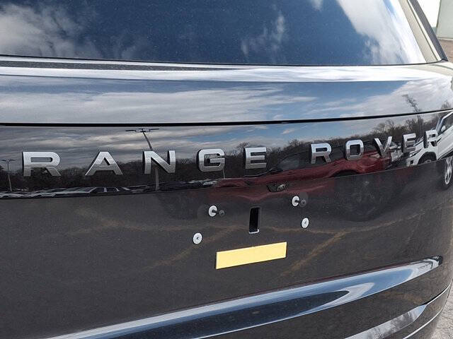 2025 Land Rover Range Rover P530 SE LWB