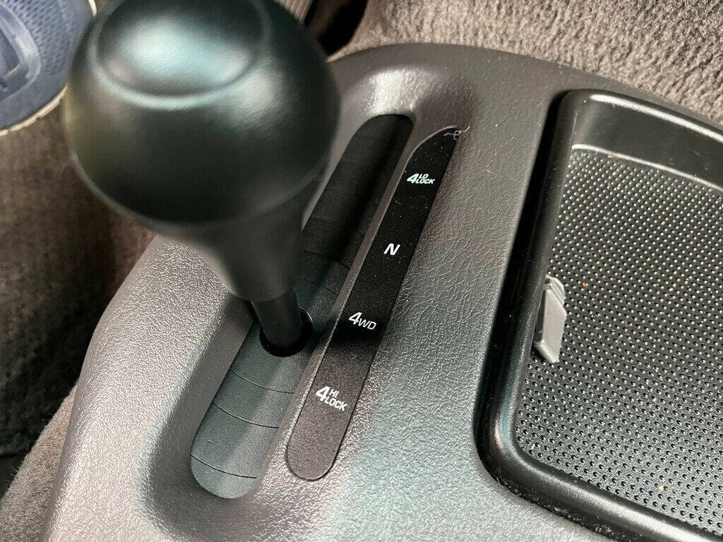 2000 Dodge Durango 69