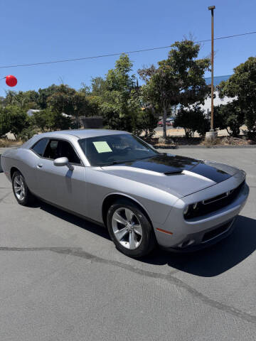 2016 Dodge Challenger SXT