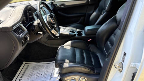 2015 Porsche Macan Turbo