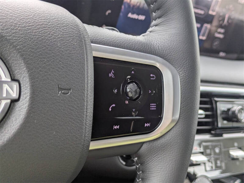 2025 Nissan Armada SV