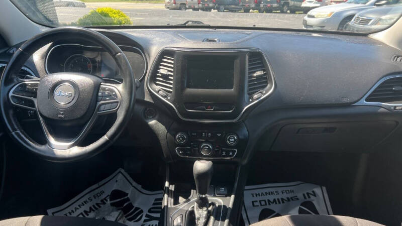 2019 Jeep Cherokee Latitude