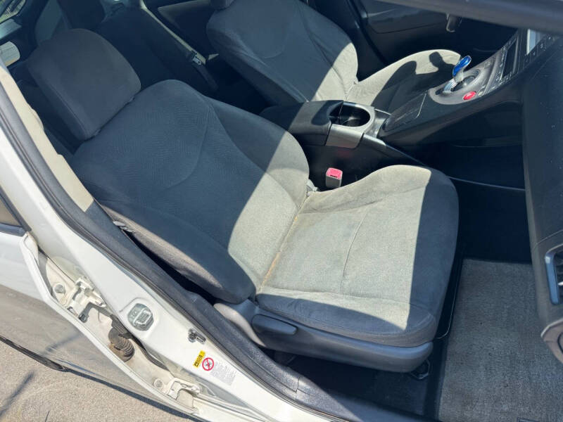 2012 Toyota Prius Two