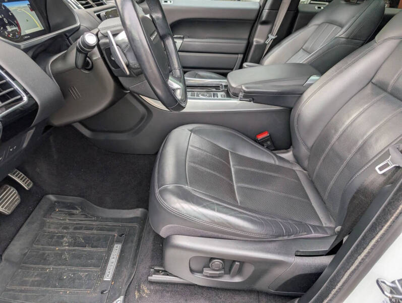 2021 Land Rover Range Rover Sport HSE Silver Edition