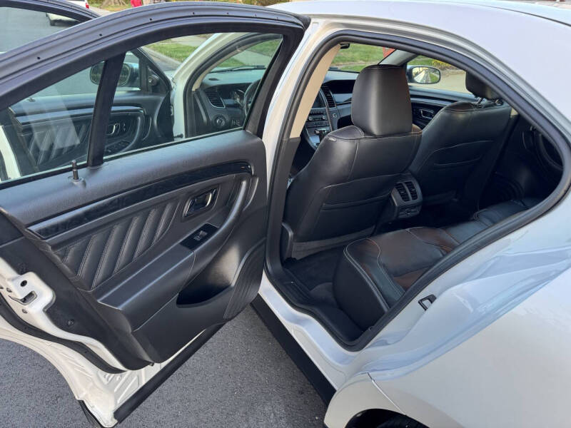 2011 Ford Taurus Limited
