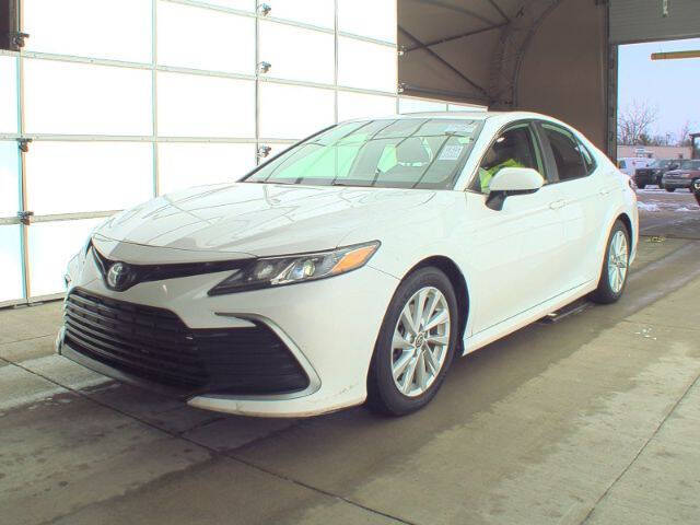 2021 Toyota Camry for sale at Arlington Motors of Maryland in Suitland MD