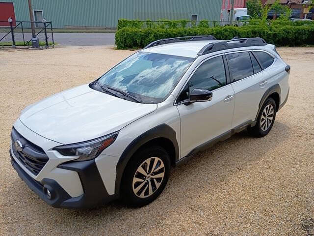 2023 Subaru Outback Premium