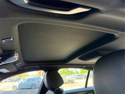 2022 BMW 5 Series 530i