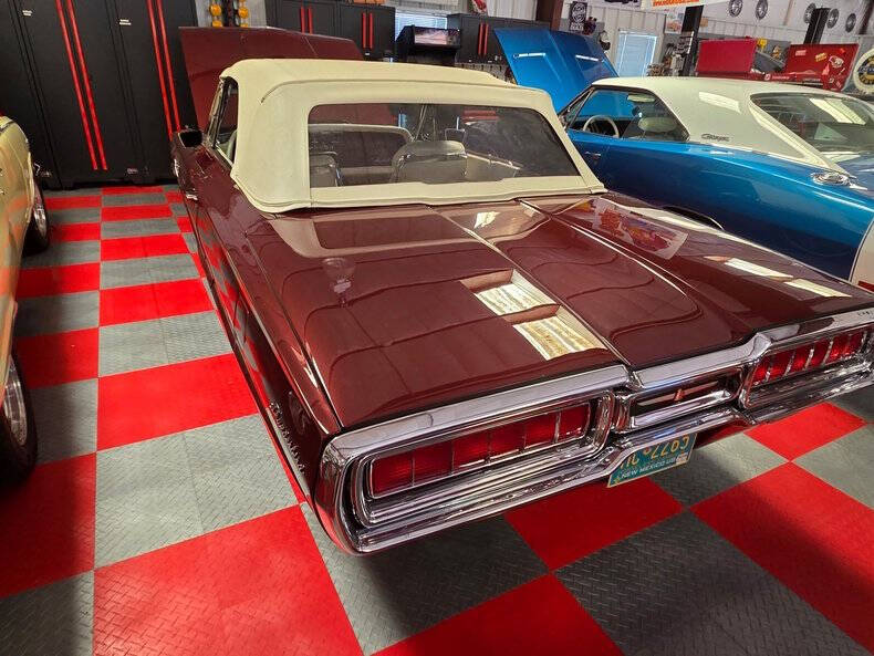 1965 Ford Thunderbird