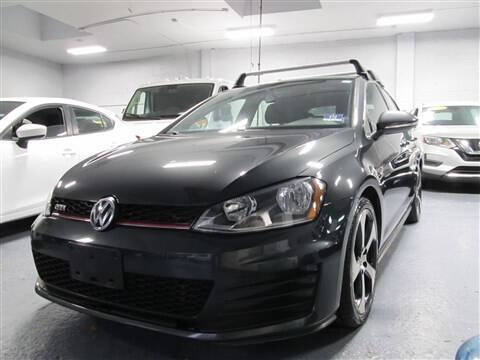 2017 Volkswagen Golf GTI S