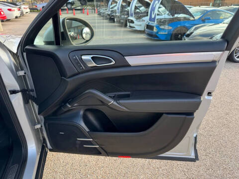 2012 Porsche Cayenne Turbo