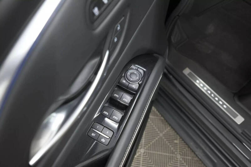 2021 Cadillac Escalade ESV Sport Platinum