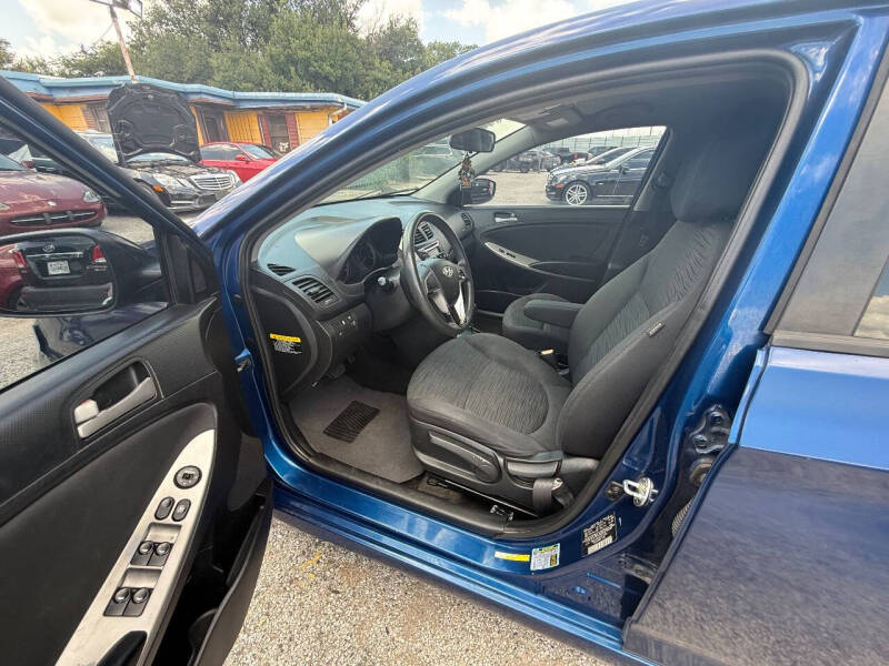 2015 Hyundai Accent GS