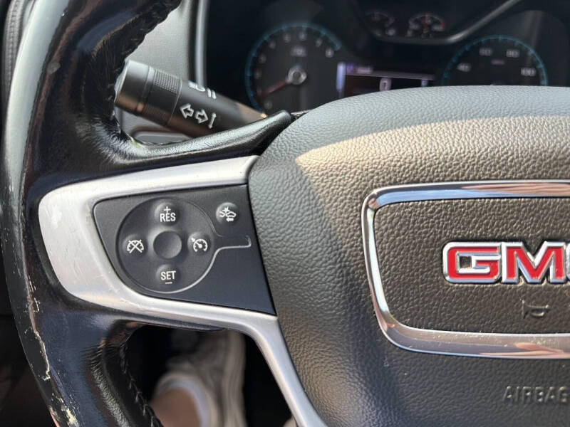 2017 GMC Canyon SLE