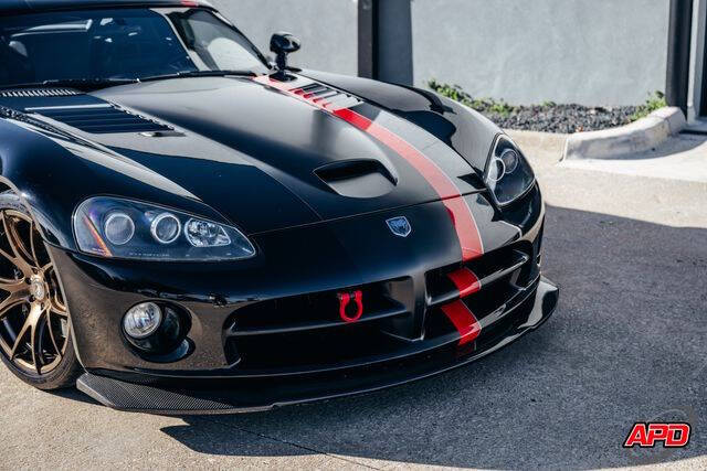 2004 Dodge Viper SRT-10