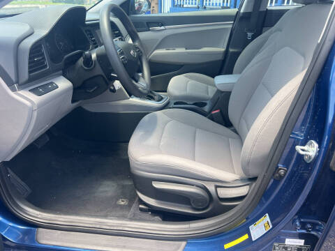 2020 Hyundai Elantra SE