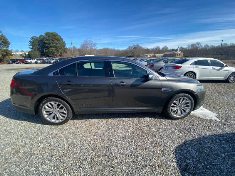 2016 Ford Taurus for sale at Good Wheels Auto Sales, Inc in Cornelia GA