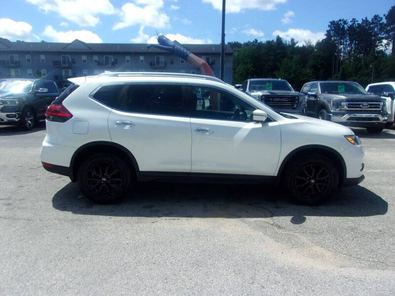 2018 Nissan Rogue SV