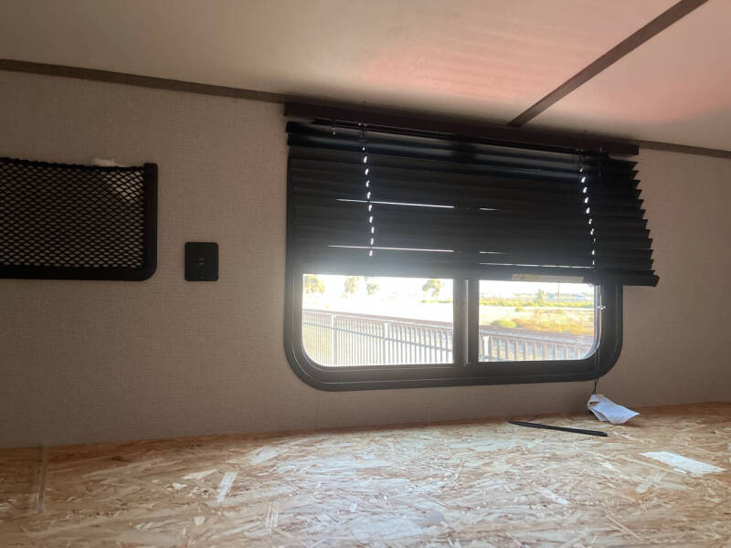 2021 Keystone RV Sprindale 240H