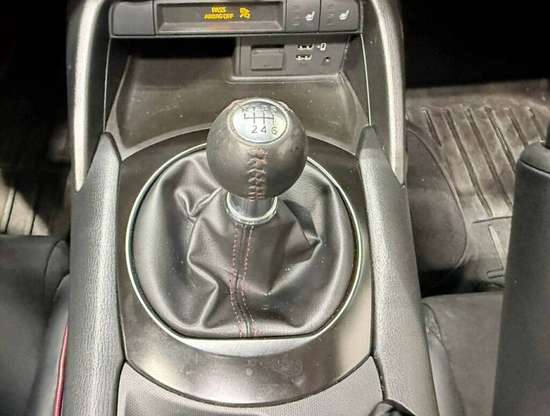 2018 Mazda MX-5 Miata Club