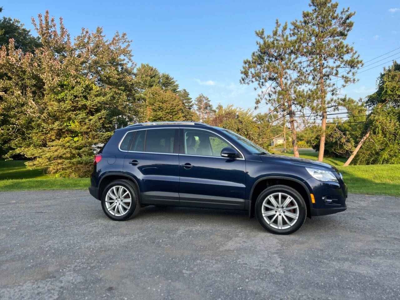 2011 Volkswagen Tiguan for sale at Town Auto Inc in Clifton Park, NY