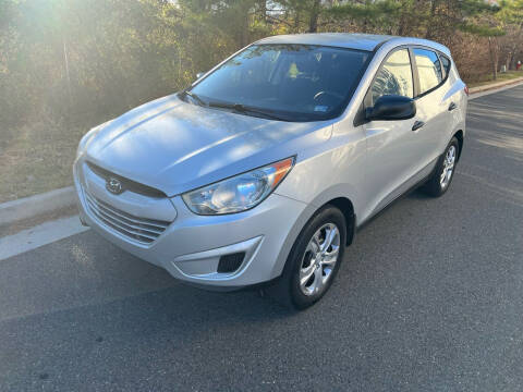 2010 Hyundai Tucson for sale at Aren Auto Group in Chantilly VA