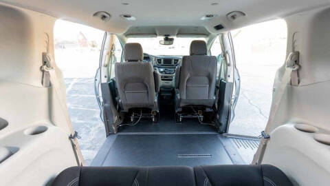 2024 Chrysler Voyager LX