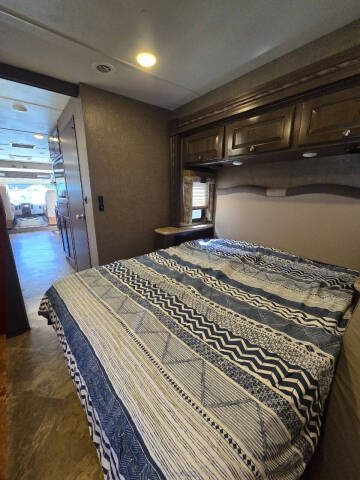 2017 Thor Motor Coach Windsport