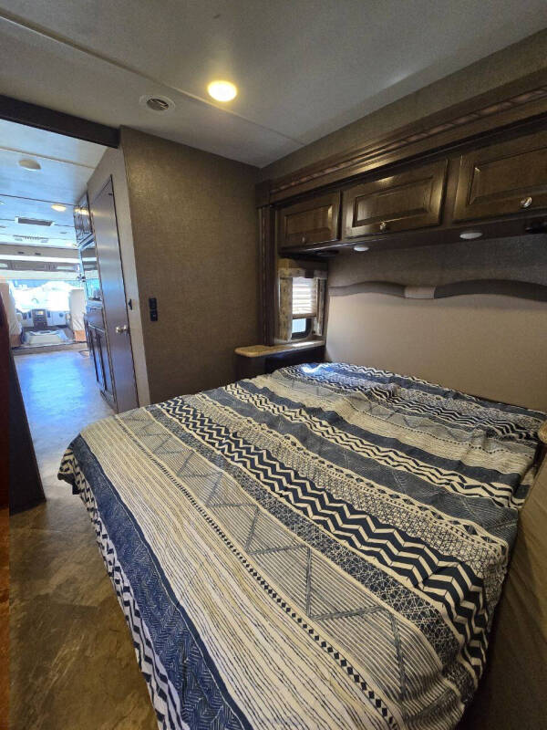 2017 Thor Motor Coach Windsport