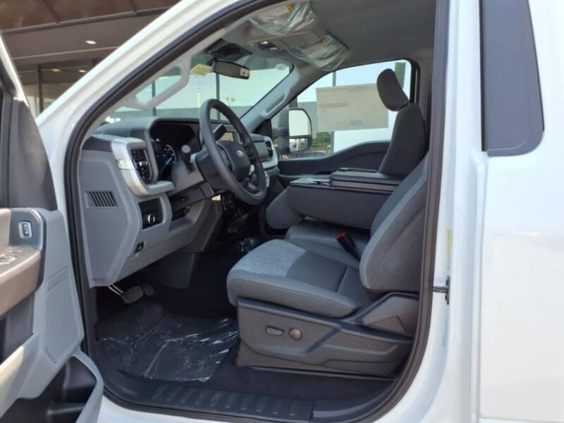 2025 Ford F-350 Super Duty XLT