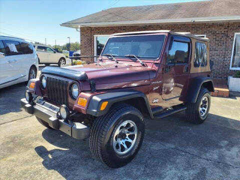 2002 Jeep Wrangler for sale at Ernie Cook and Son Motors in Shelbyville TN