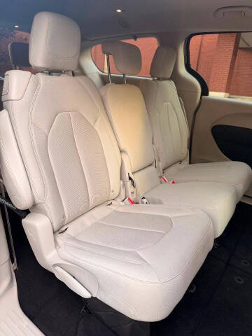 2017 Chrysler Pacifica Touring