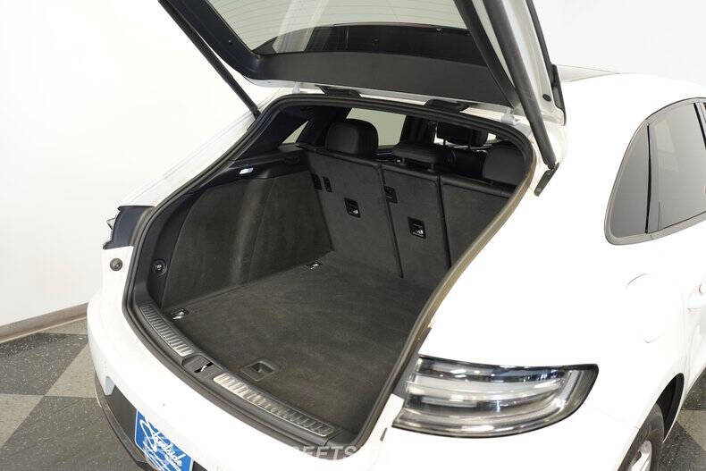 2019 Porsche Macan