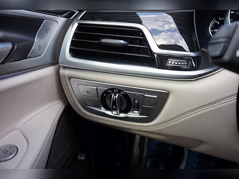 2019 BMW 7 Series 750i