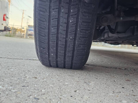 2013 Toyota Camry Hybrid LE