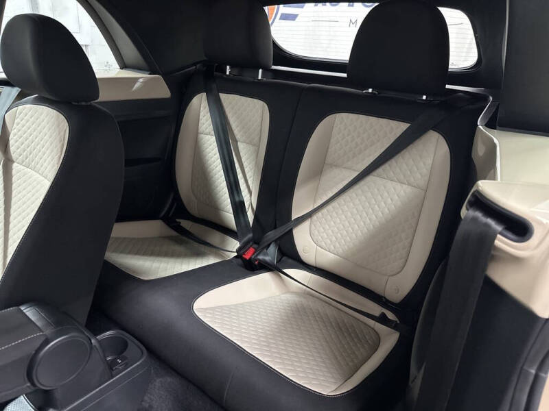 2019 Volkswagen Beetle Convertible 2.0T SE