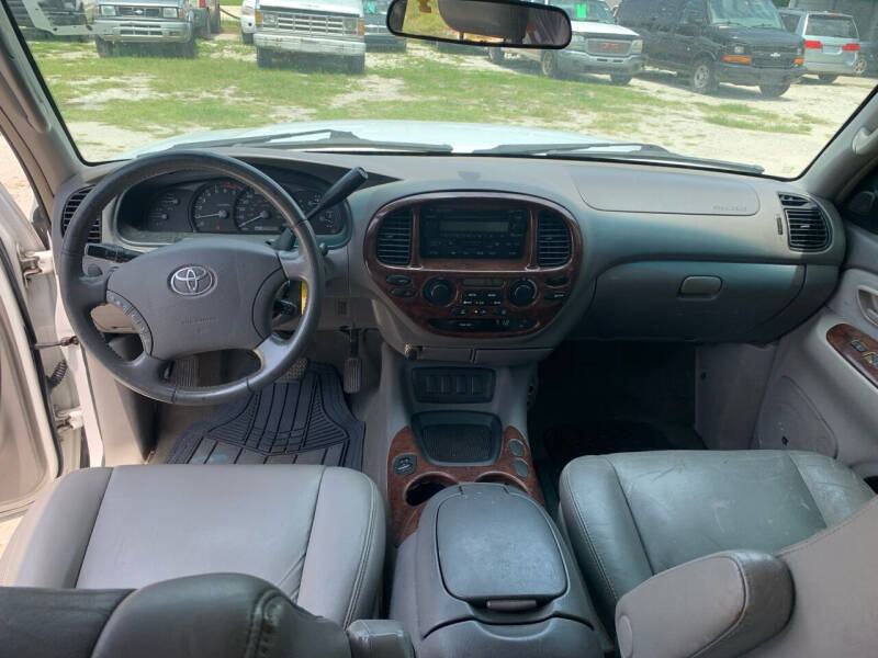 2006 Toyota Sequoia SR5