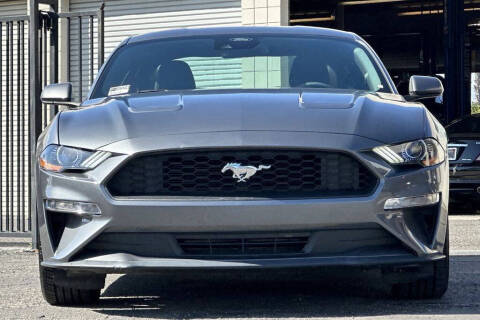 2021 Ford Mustang EcoBoost